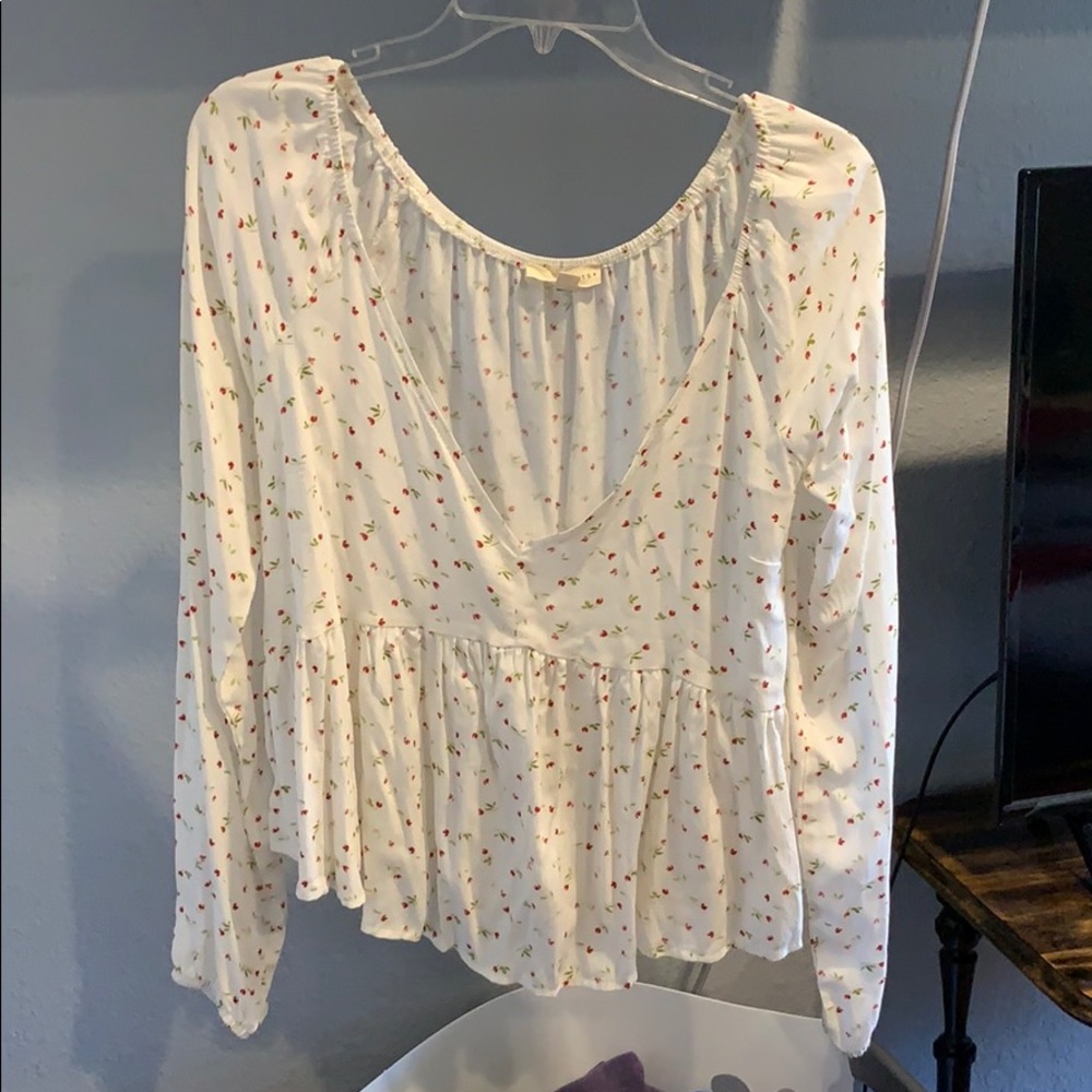LA HEARTS TOP